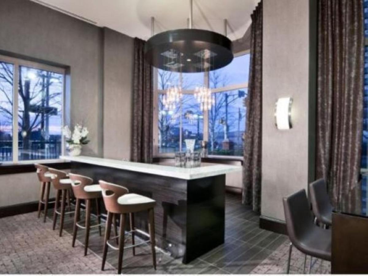 Bluebird Suites Near Newport Centre Jersey City Zewnętrze zdjęcie